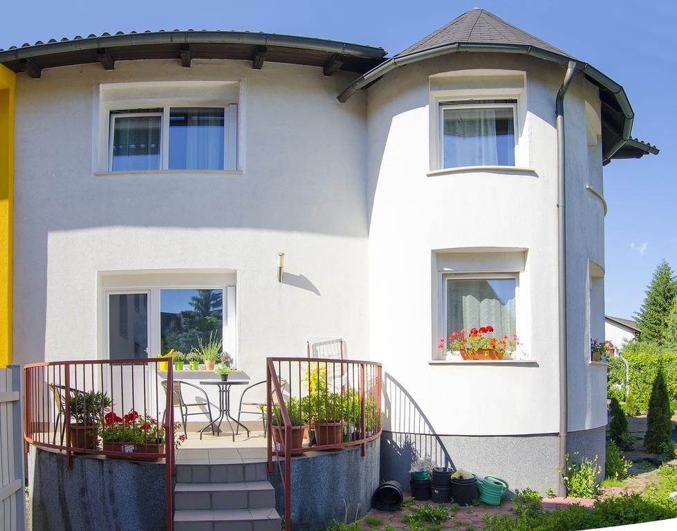 Aura Guesthouse Ljubljana Buitenkant foto
