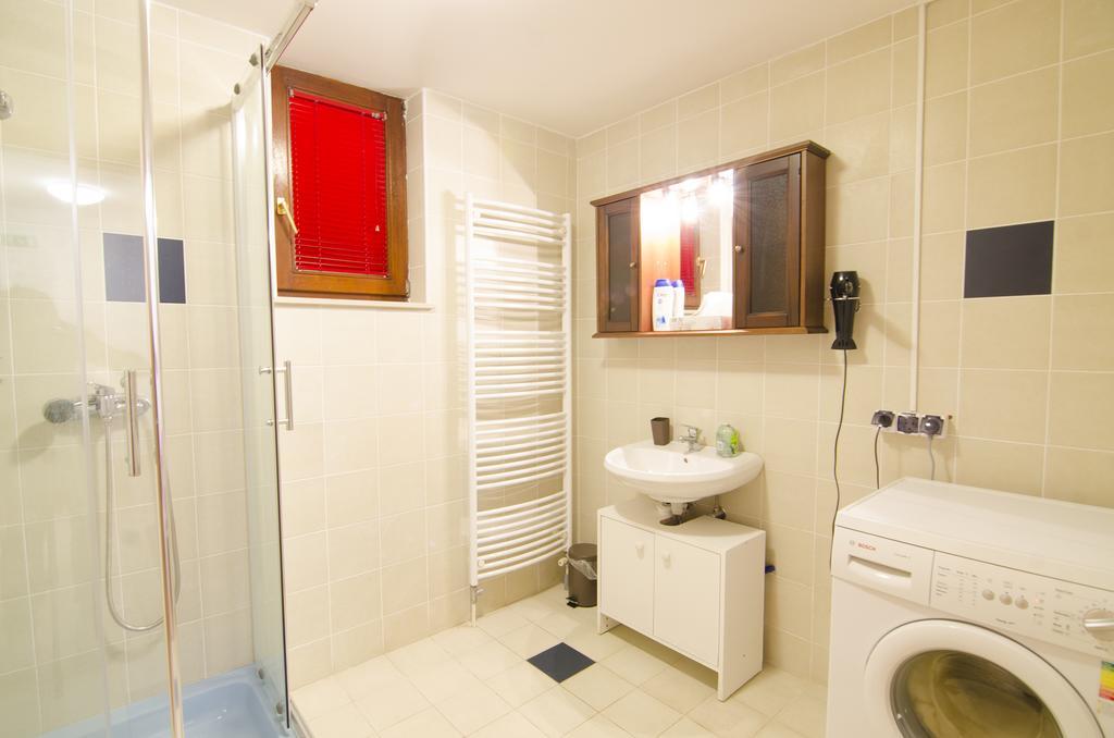 Aura Guesthouse Ljubljana Buitenkant foto