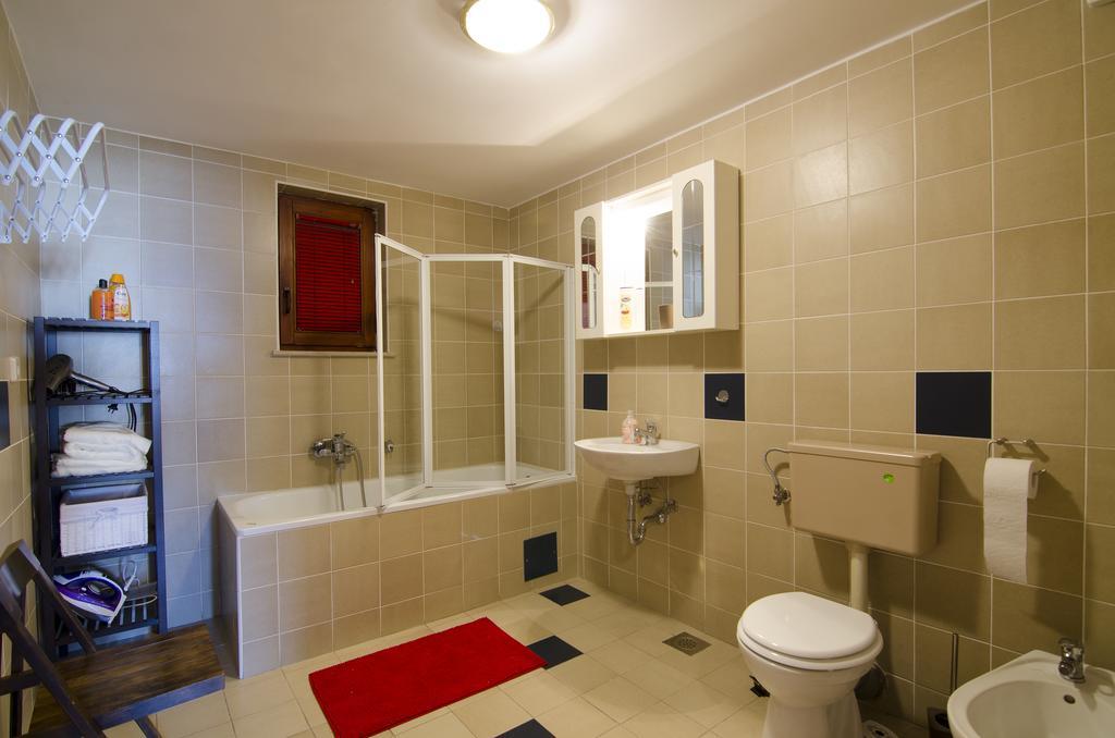 Aura Guesthouse Ljubljana Buitenkant foto