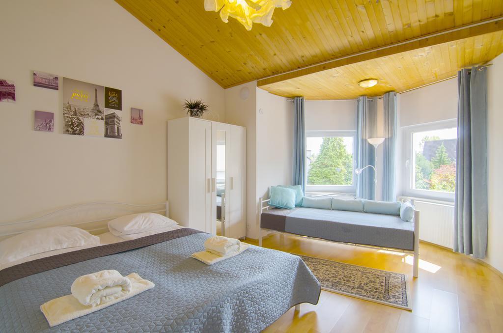Aura Guesthouse Ljubljana Buitenkant foto