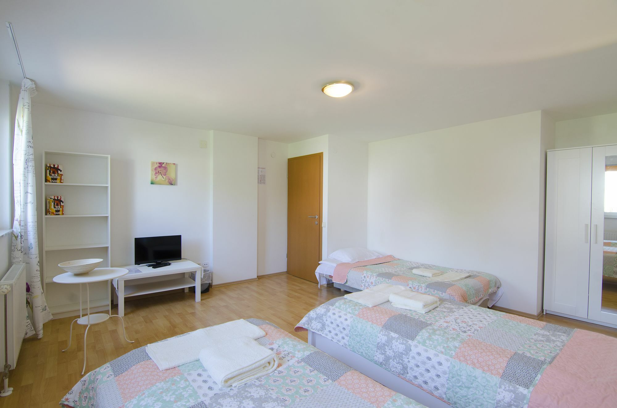 Aura Guesthouse Ljubljana Buitenkant foto